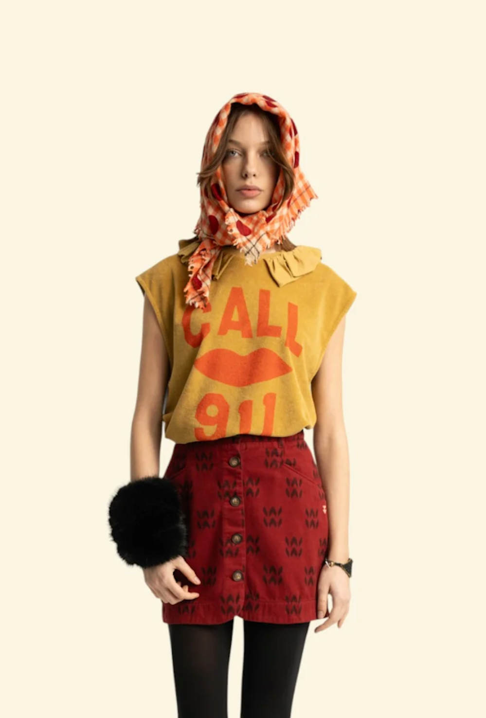 Camel Ruffle Collar t Shirt Call 911